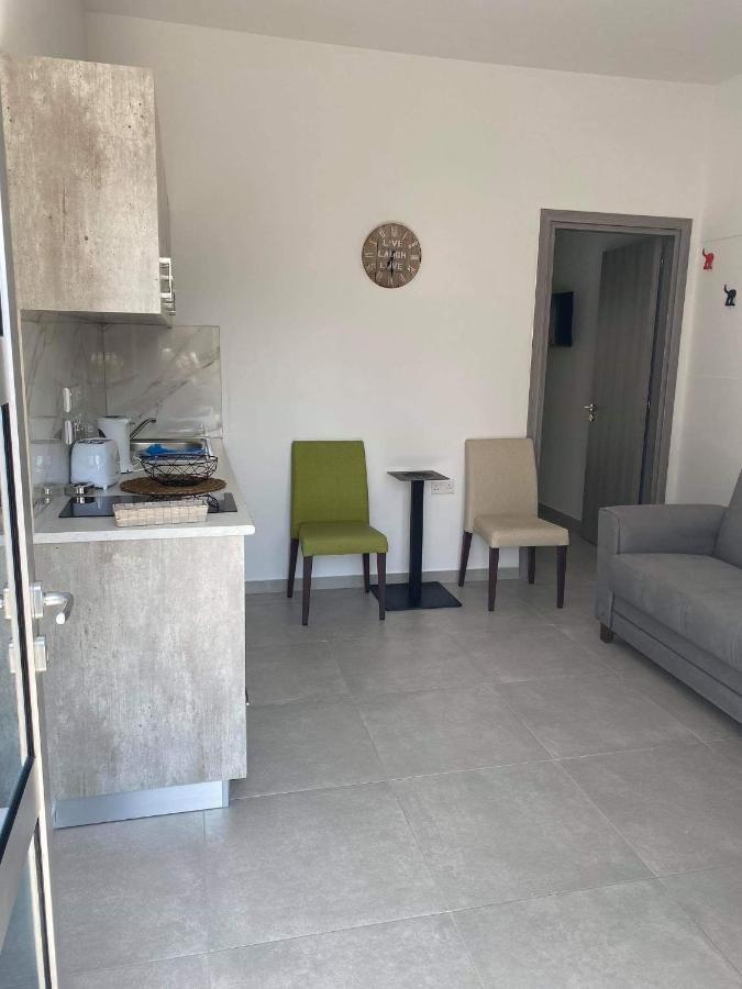 Ellenapa Apts & Studios Ayia Napa Ngoại thất bức ảnh